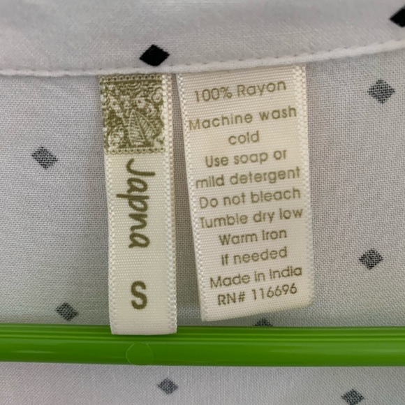 Polka dot button up - Picture 2 of 3